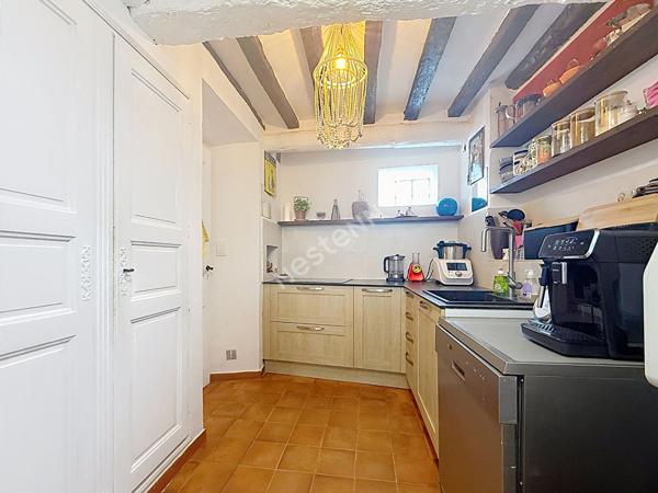 Maison de village provençale 70m², avec terrasses , studio et cave