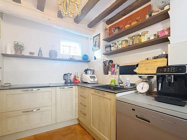 Maison de village provençale 70m², avec terrasses , studio et cave
