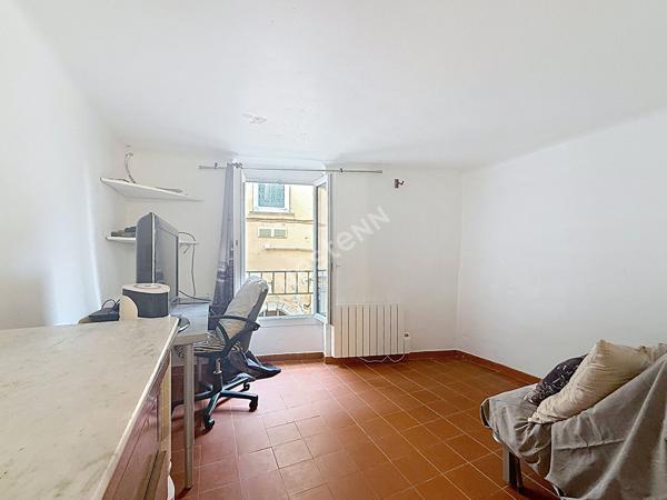 Maison de village provençale 70m², avec terrasses , studio et cave