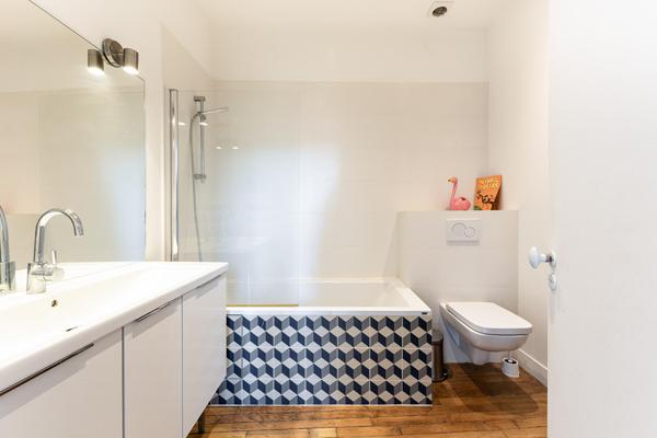 Appartement familial chaleureux avec vue dégagée sur la Mairie du 10ème