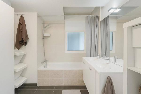 NEUDORF - F4 - RIVETOILE