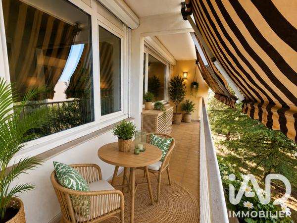 Appartement à vendre 4 pièces 98,83 m² Nîmes