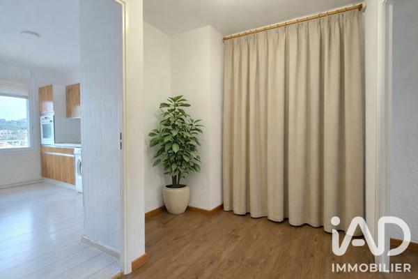 Appartement à vendre 4 pièces 98,83 m² Nîmes