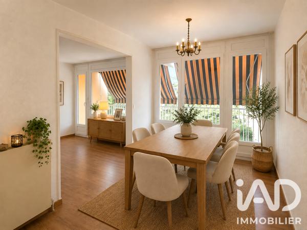 Appartement à vendre 4 pièces 98,83 m² Nîmes