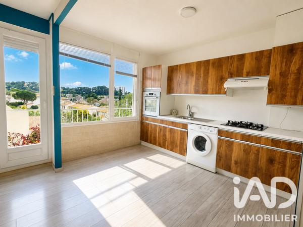 Appartement à vendre 4 pièces 98,83 m² Nîmes