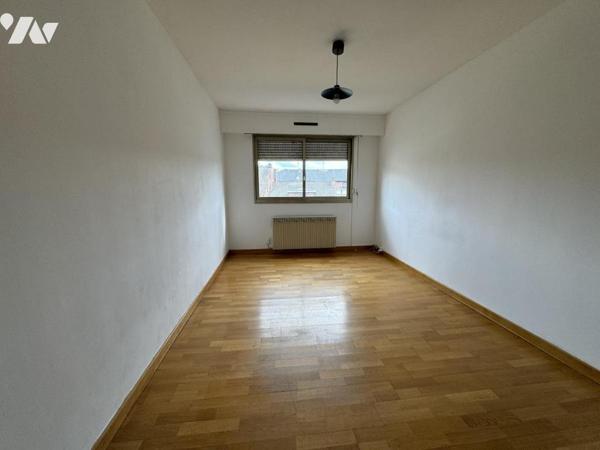 Appartement type 3 centre ville Valenciennes parking