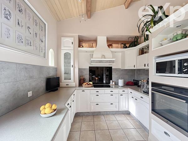 Vue dégagée / avec du potentiel d'agrandissement