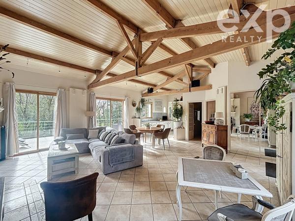 Vue dégagée / avec du potentiel d'agrandissement