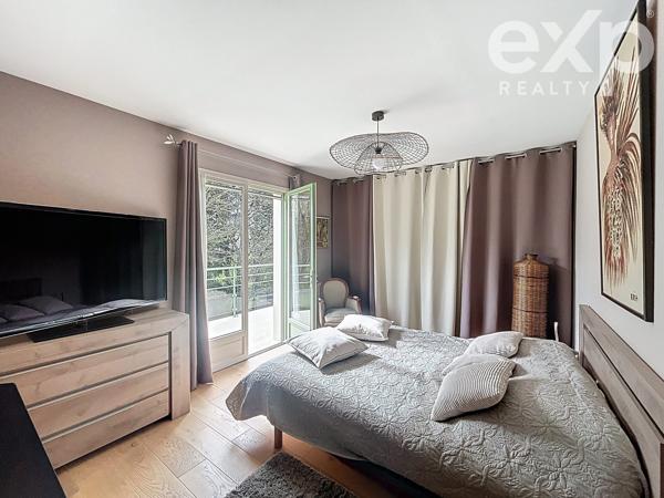 Vue dégagée / avec du potentiel d'agrandissement