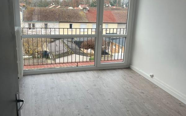 Appartement à louer    4 pièces • 77,03 m2 Saint-Dizier