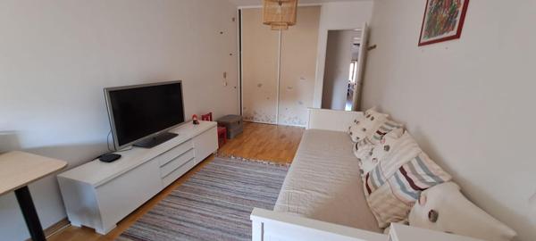 DUPLEX  CLIMATISE T4 TERRASSE  PLEIN CENTRE BRIGNAIS