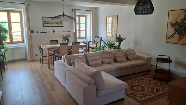 DUPLEX  CLIMATISE T4 TERRASSE  PLEIN CENTRE BRIGNAIS