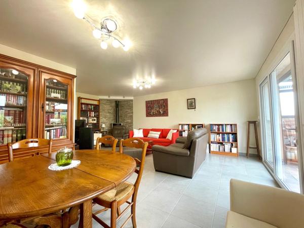 Maison spacieuse et conviviale avec véranda