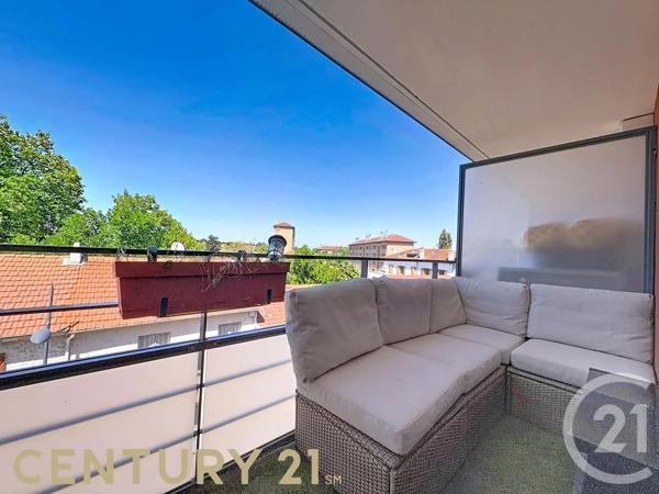 Appartement F2 à vendre  2 pièces - 39 m 2   SATHONAY CAMP  - 69