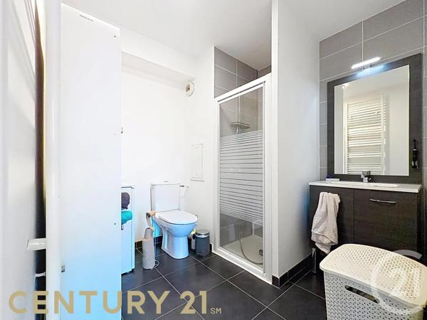 Appartement F2 à vendre  2 pièces - 39 m 2   SATHONAY CAMP  - 69