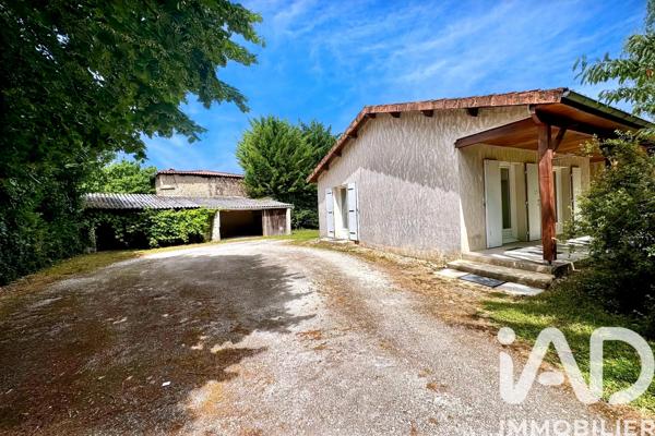 Maison à vendre 5 pièces 120 m² Barbezieux-Saint-Hilaire