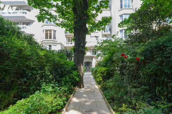 NEUILLY-SUR-SEINE / INKERMANN - APPARTEMENT BOURGEOIS 6 PIÈCES  AVEC BALCON + GARAGE + CAVE