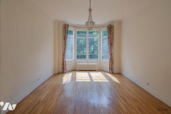 NEUILLY-SUR-SEINE / INKERMANN - APPARTEMENT BOURGEOIS 6 PIÈCES  AVEC BALCON + GARAGE + CAVE