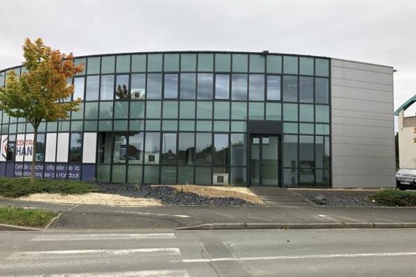 Location - BUREAUX 84 m 2