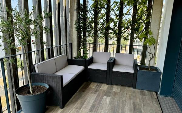 Appartement à vendre    3 pièces • 67 m2 Bordeaux