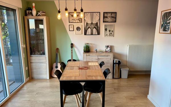 Appartement à vendre    3 pièces • 67 m2 Bordeaux