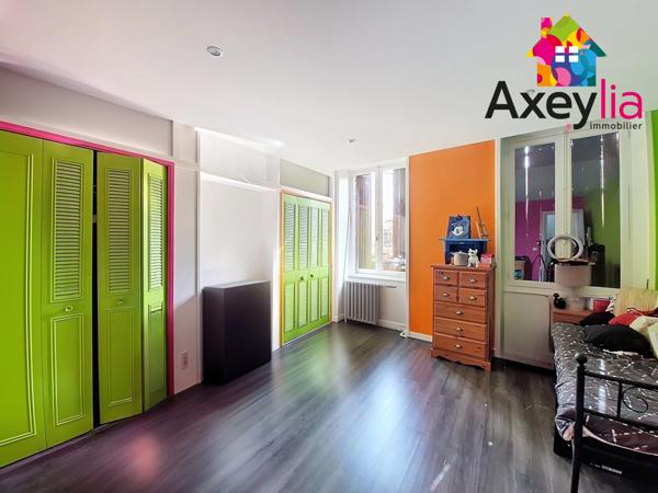 Charlieu (42190) A VENDRE - MAISON 4 CHAMBRES AVEC EXTÉRIEUR - CENTRE CHARLIEU