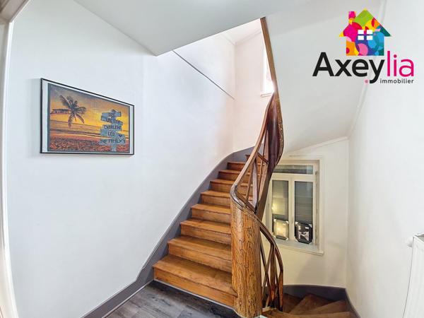 Charlieu (42190) A VENDRE - MAISON 4 CHAMBRES AVEC EXTÉRIEUR - CENTRE CHARLIEU