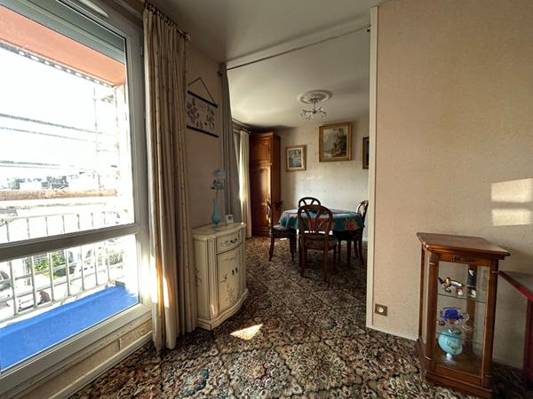 LE HAVRE - SECTEUR GRAVILLE - APPARTEMENT 2 CHAMBRES, ASCENSEUR, BALCON, GARAGE ET PARKING PRIVATIF