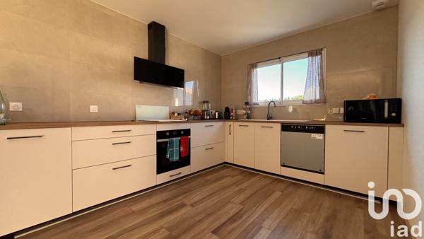 Maison traditionnelle 4 pièces de 97 m² à Créon (33670)