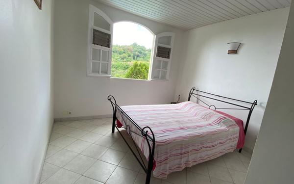 Maison à vendre    4 pièces • 95 m2 Rivière-Pilote