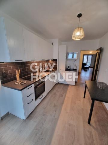 T4 MEUBLÉ DE 89 M² AVEC BALCONS & GARAGE DOUBLE - DEBOURG
