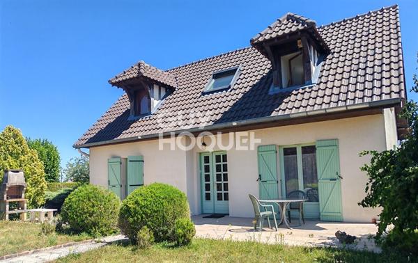 MAISON  FAMILIALE 6 PIECES