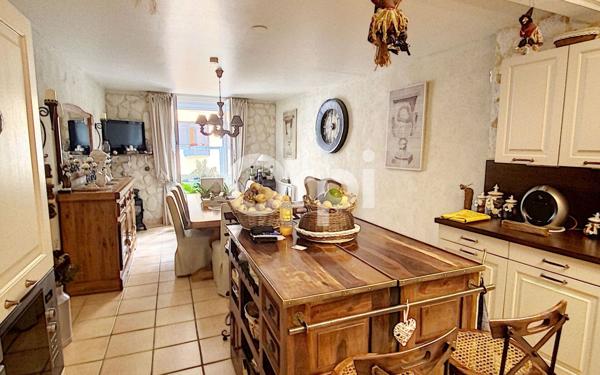 Maison à vendre    3 pièces •  Saint-Féliu-d'Avall