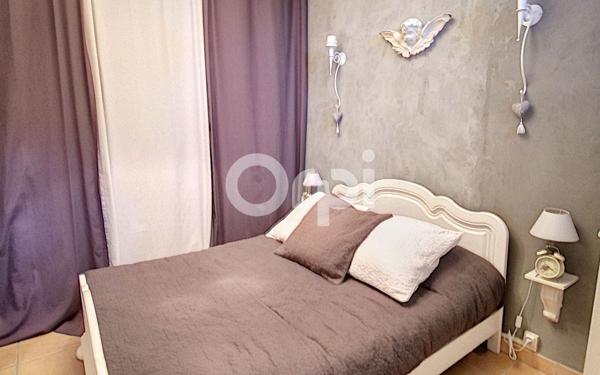 Maison à vendre    3 pièces •  Saint-Féliu-d'Avall