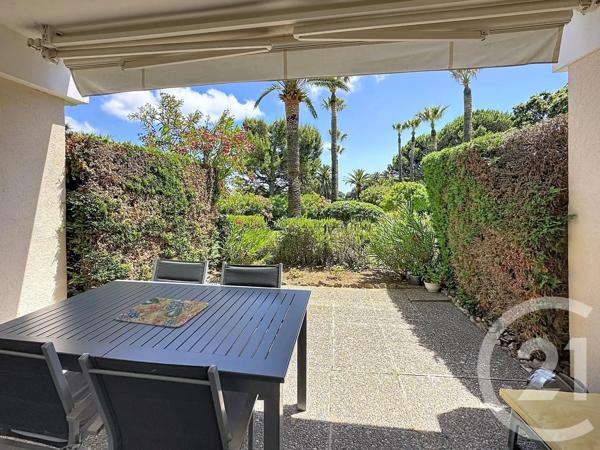 Appartement T3 à vendre  3 pièces - 57,83 m 2   CAVALAIRE SUR MER  - 83