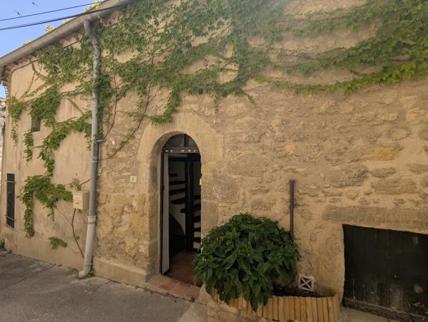 Maison de village avec terrasse et cave, 3 chambres