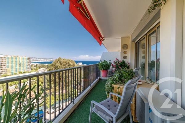 Appartement F4 à vendre  4 pièces - 94,74 m 2   NICE  - 06