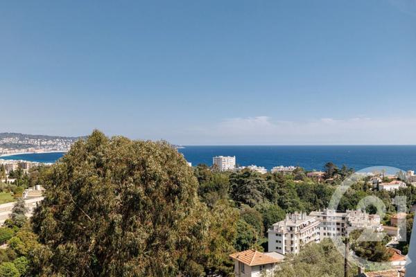 Appartement F4 à vendre  4 pièces - 94,74 m 2   NICE  - 06