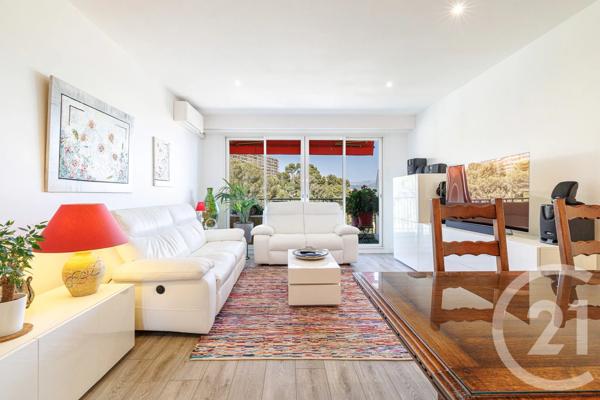 Appartement F4 à vendre  4 pièces - 94,74 m 2   NICE  - 06