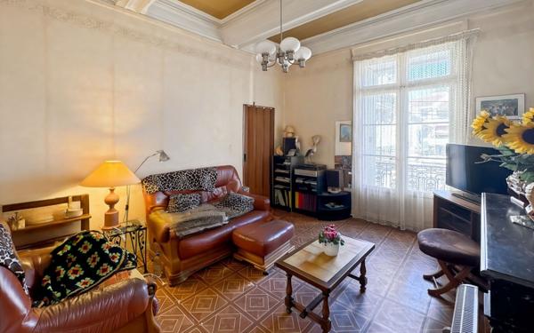 Immeuble à vendre    2 pièces • 460 m2 Béziers