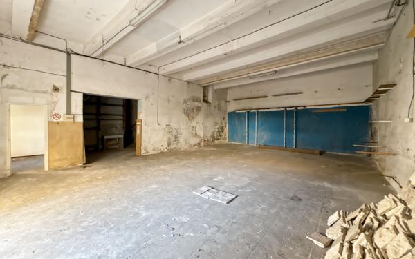 Immeuble à vendre    2 pièces • 460 m2 Béziers