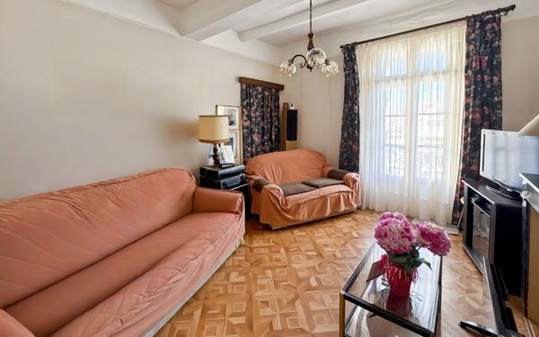 Immeuble à vendre    2 pièces • 460 m2 Béziers