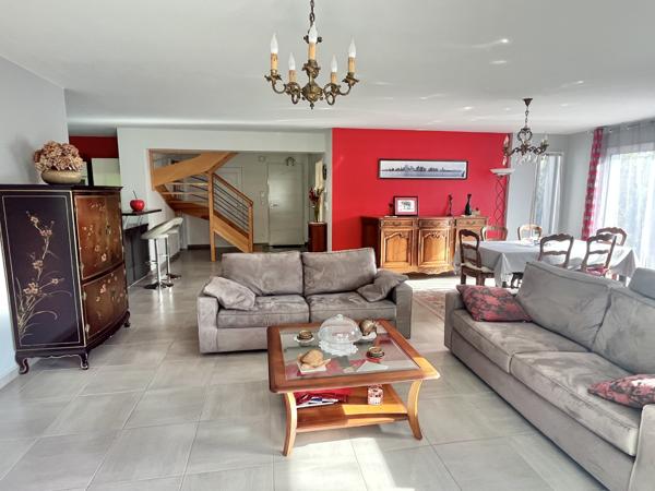 Maison 5 pièces - 150 m² Bien prestige