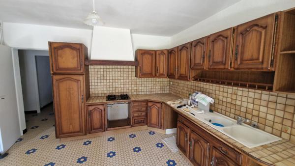 Charmante Maison à Vendre à CREYSSE - Un Écrin de Tranquillité