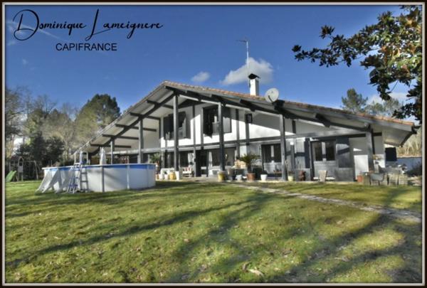 PROCHE MONT DE MARSAN ( 20 mn côté OUEST ) - MAGNIFIQUE VILLA LANDAISE de 266 m2 - 7 CHAMBRES