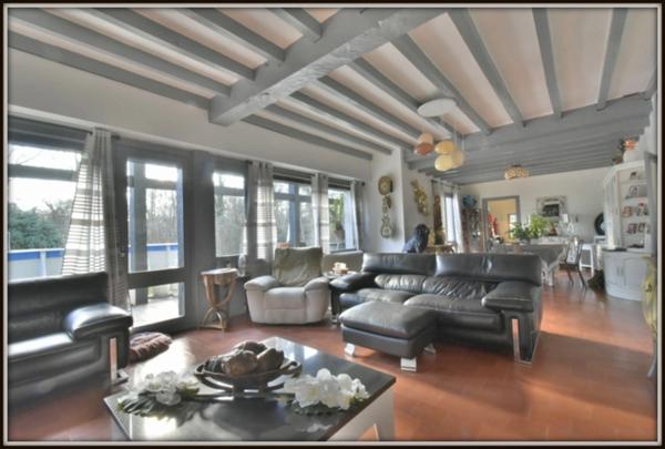 PROCHE MONT DE MARSAN ( 20 mn côté OUEST ) - MAGNIFIQUE VILLA LANDAISE de 266 m2 - 7 CHAMBRES