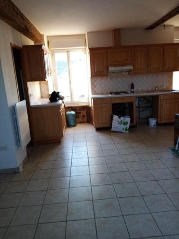 T3 avec jardin, box, cave, place de parking et fibre optique