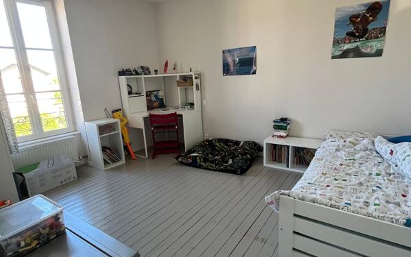 Maison à louer    5 pièces •  Caluire-et-Cuire