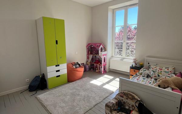 Maison à louer    5 pièces •  Caluire-et-Cuire