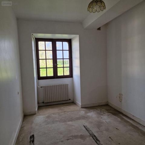 Ferme à vendre à Villaines-la-Juhel en Mayenne (53700), ref : 12725/714